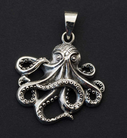 Pendentif pieuvre Viking en argent 925 – bijou nordique symbolique et authentique