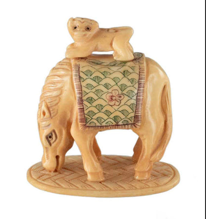 Figurine Cheval et Singe en Os Sculpté – Artisanat Chinois Fait Main