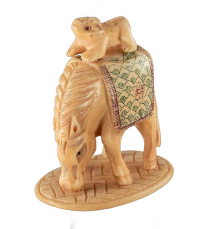 Figurine Cheval et Singe en Os Sculpté – Artisanat Chinois Fait Main