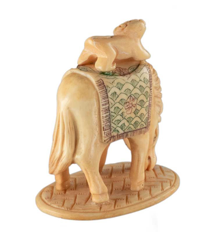 Figurine Cheval et Singe en Os Sculpté – Artisanat Chinois Fait Main