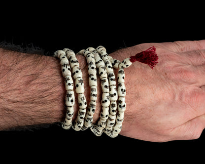 Collier Têtes de Mort en Os de Bovin – Mala Bouddhiste Artisanal du Népal