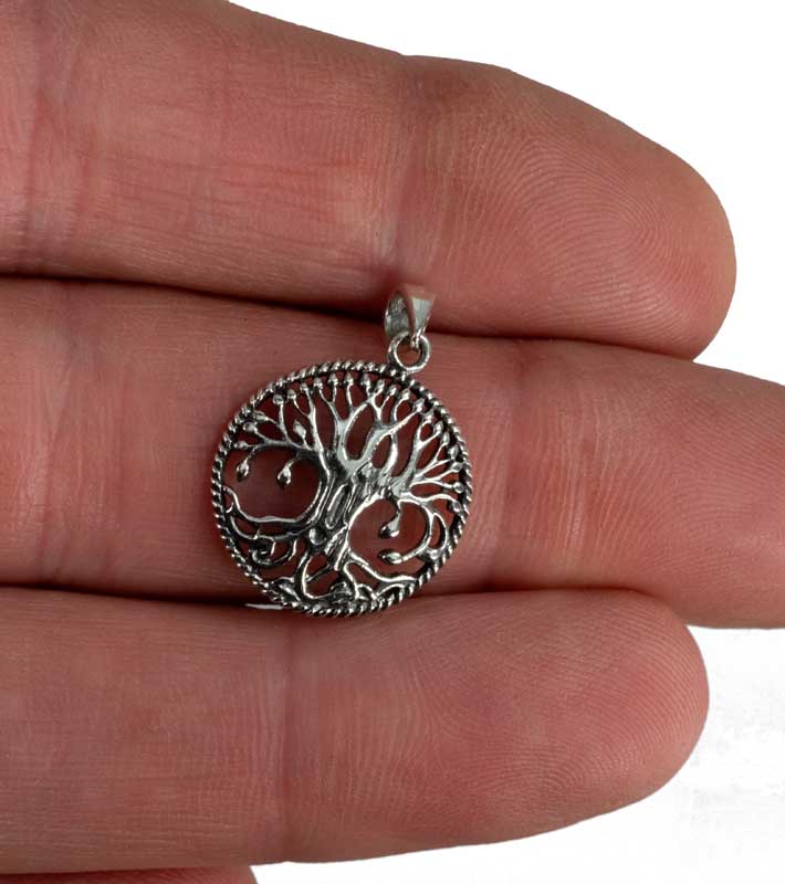 Pendentif Arbre de Vie en argent 925 – Bijou celtique raffiné et symbolique