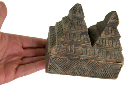 Boîte À Tikka En Bois Sculpté – Art Populaire Du Rajasthan Inde