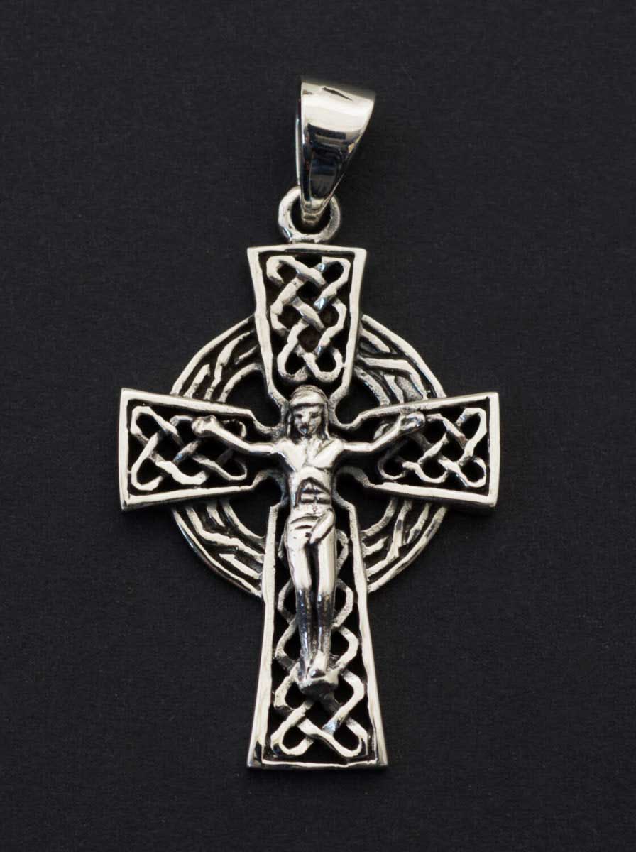 Pendentif croix celtique crucifix irlandais Triquetra BZH en argent 925 – Symbole de tradition et d’héritage celte