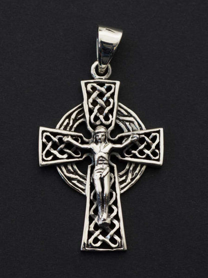 Pendentif croix celtique crucifix irlandais Triquetra BZH en argent 925 – Symbole de tradition et d’héritage celte