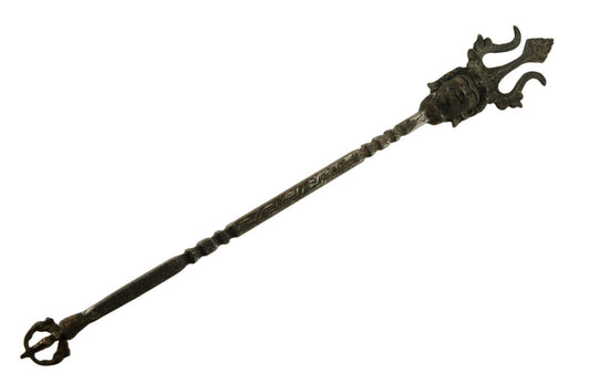 Ancien Khatvanga Tibétain à Tête de Mort – Trident de Rituel Bouddhiste en Métal