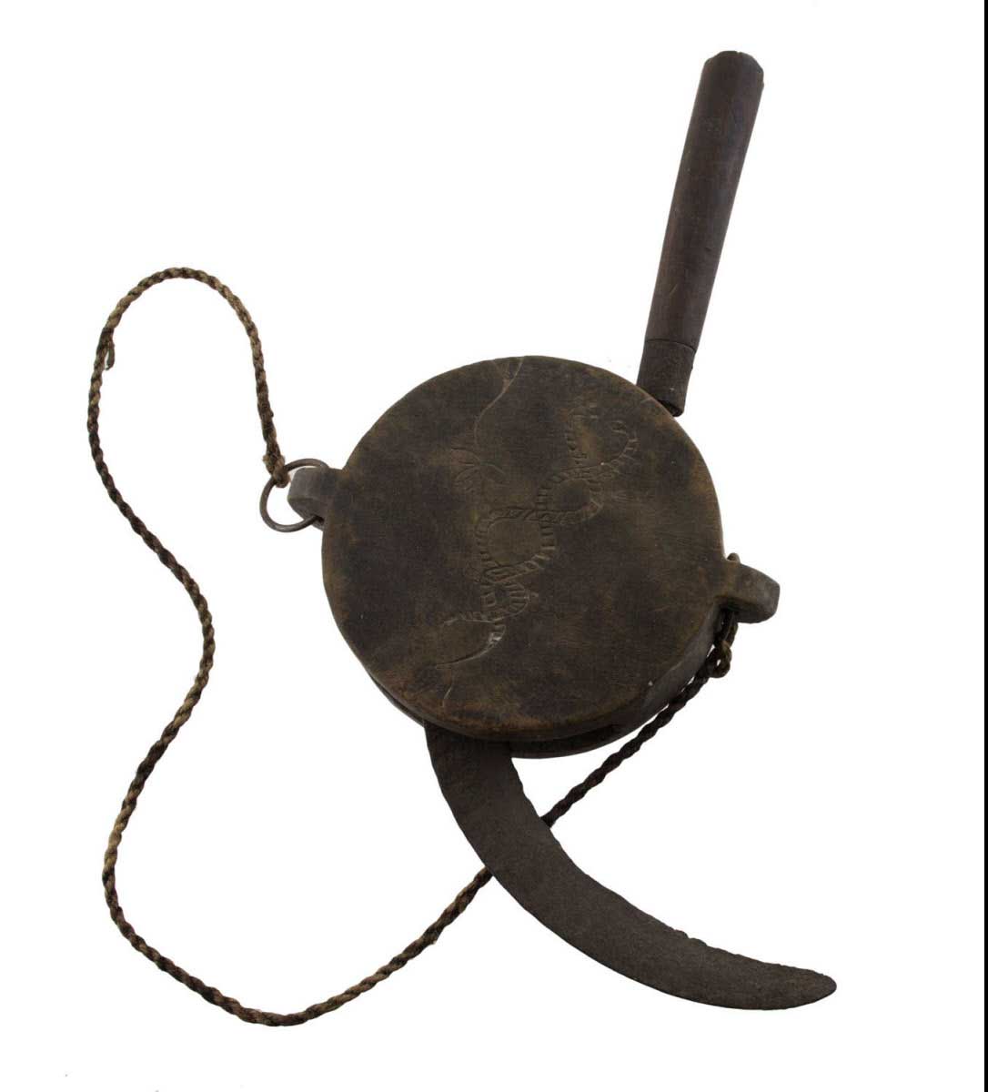 Ancienne Faucille Serpe Tibétaine Avec Étui en Bois – Outil Agricole de l’Himalaya