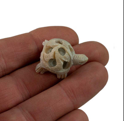Figurine Tortue Miniature En Stéatite – Sculpture Artisanale De Varanasi En Inde