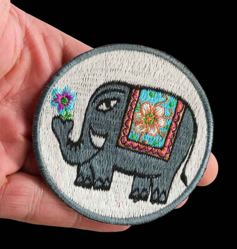 Écusson Brodé Patch Bouddhiste Aum Om Rasta – Fabrication Artisanale du Népal (Copie)