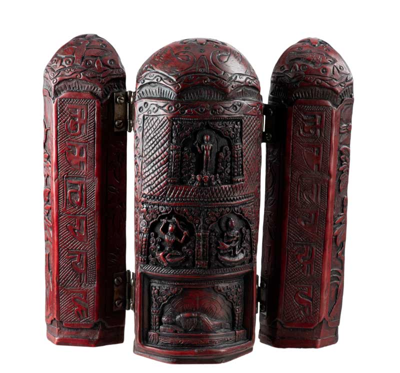 Autel de voyage bouddhiste triptyque 20 cm – sanctuaire portatif en résine sculptée
