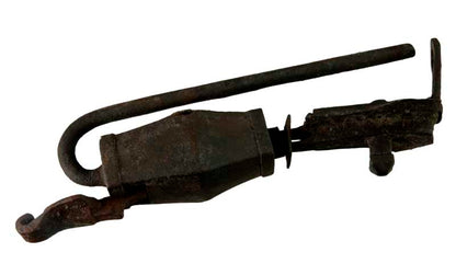 Ancien Cadenas Traditionnel En Fer Forgé – Artisanat Du Népal Et De L'Inde