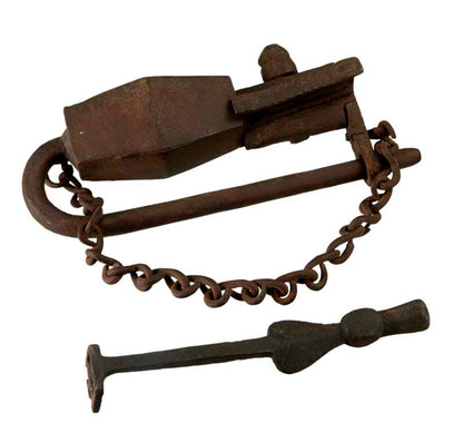 Ancien Cadenas Traditionnel En Fer Forgé – Artisanat Du Népal Et De L'Inde