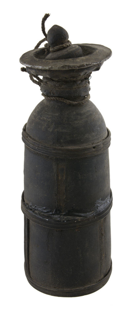 Ancien Pot à Lait Tsampa en Bois Tourné – Objet Usuel de l’Himalaya