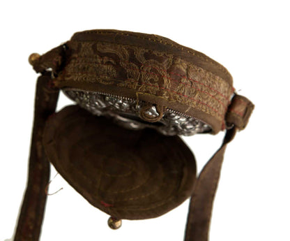 Ghau / Gau tibétain – autel votif de voyage Tara Blanche en métal repoussé