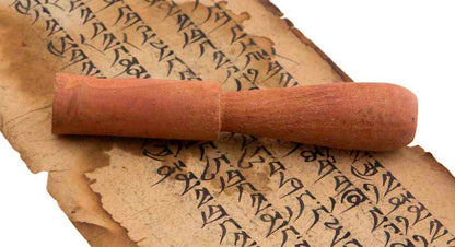 Petit Bâton en Bois pour Bol Chantant ou Gong – Fabrication Artisanale du Népal