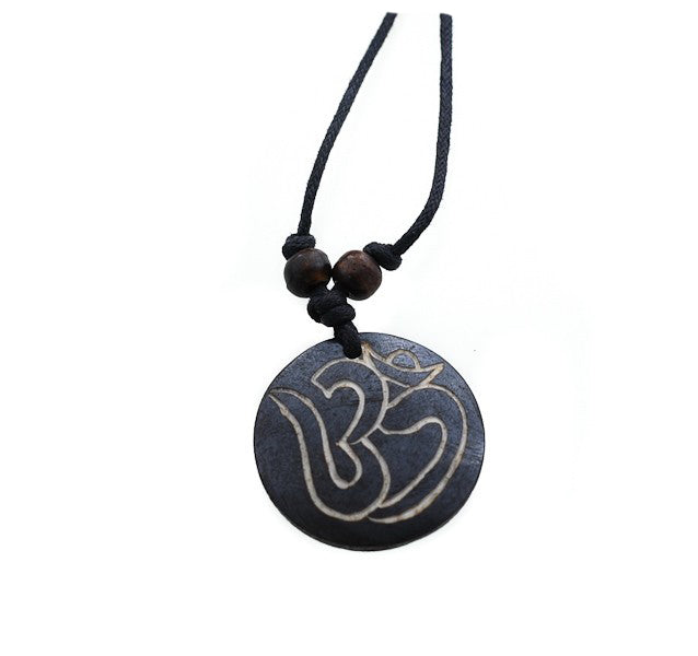 Collier Pendentif Om Aum Hindouïte En Os De Yack