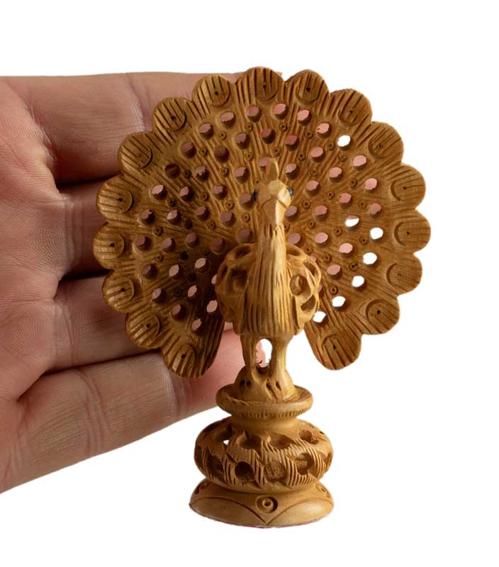 Statuette Paon en Bois Sculpté – Artisanat Indien
