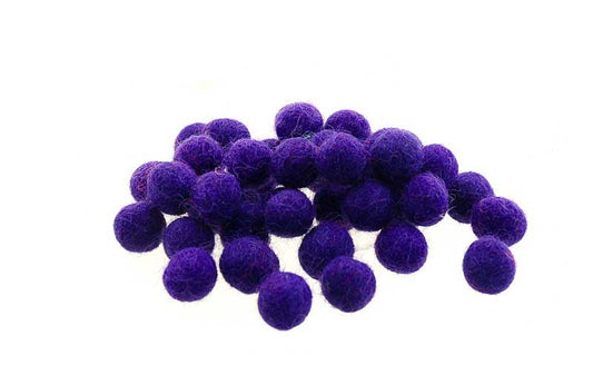 Perles en Feutrine de Laine Violette 10 mm – Lot de 50 – Artisanat du Népal