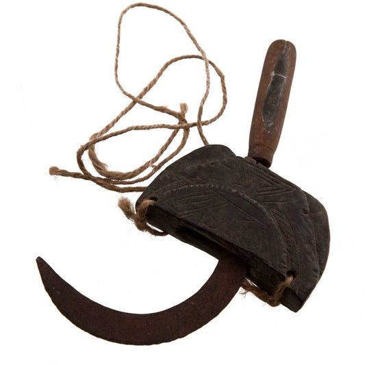 Ancienne Faucille Serpe Tibétaine en Fer et Bois – Outil Agricole de l’Himalaya
