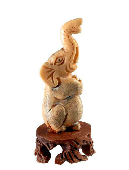 Netsuke Éléphant en Os de Bovin – Trompe Levée, Artisanat Chinois