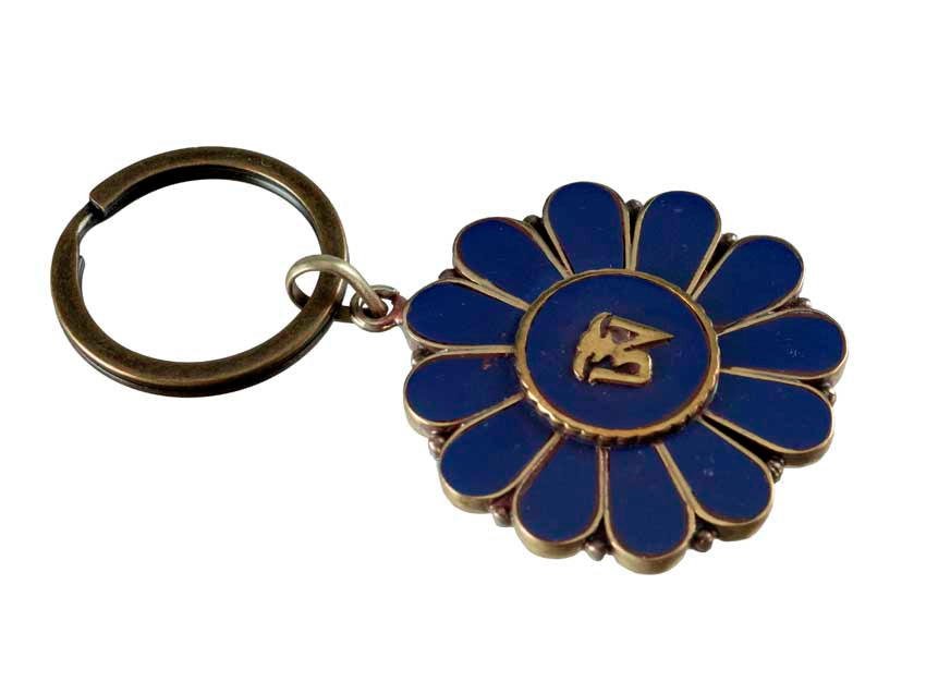 Porte-Clé Om Bouddhiste en Laiton et Résine Bleue – Artisanat Népalais