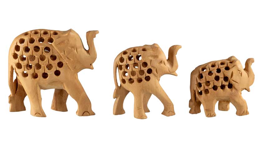 Trio De Statuettes Éléphant En Bois – Artisanat Indien