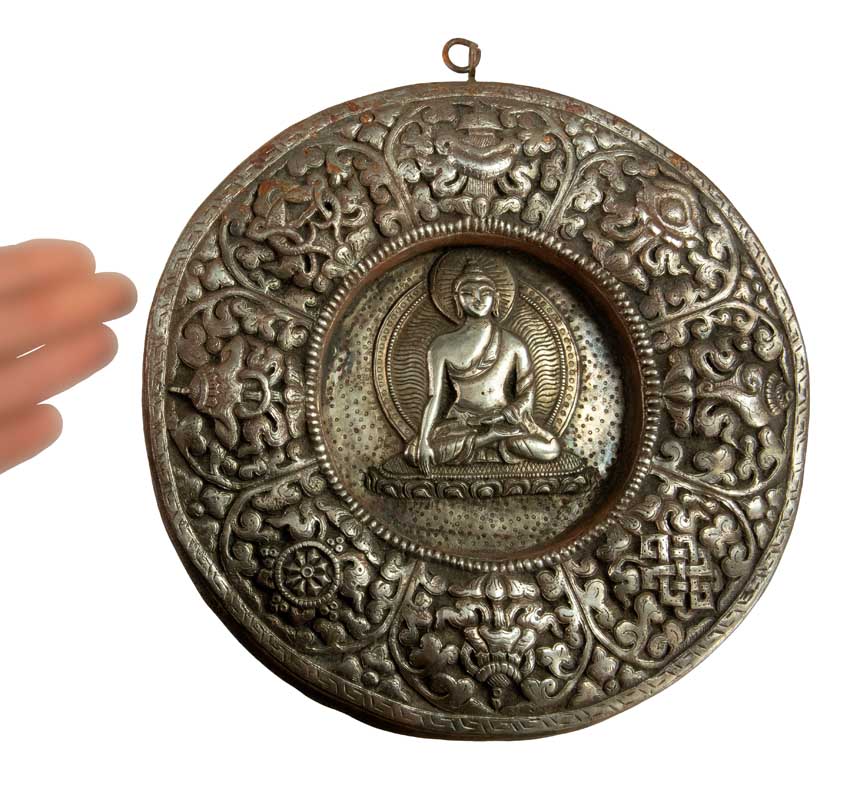 Mandala Bouddha Tibétain En Métal Repoussé – Plaque Murale Spirituelle Du Népal