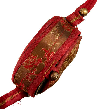 Ghau / Gau tibétain – autel votif de voyage Chenrezig en métal repoussé