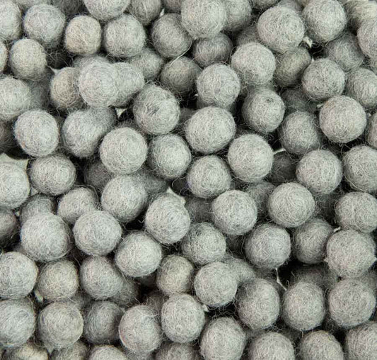 Perles En Feutrine De Laine Grises Du Népal 1 À 1,5 Cm – Lot De 50 Boules Artisanales