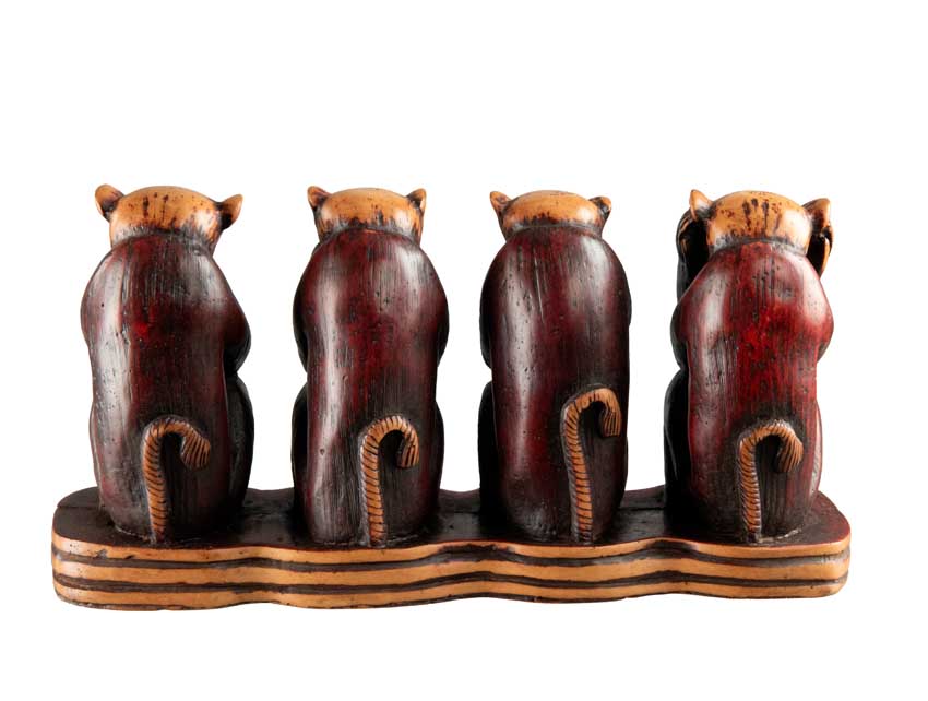 4 Singes de la Sagesse en Résine Bordeaux et Beige – Népal – Les Trois Singes De La Sagesse