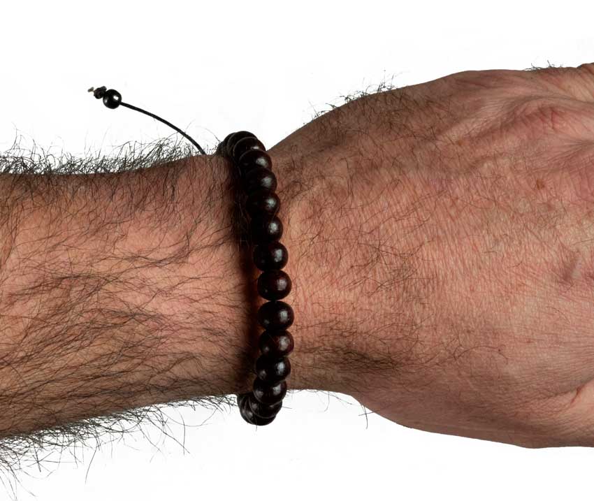 Bracelet chapelet bouddhiste en bois – Tradition et artisanat du Népal
