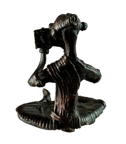 Statuette Femme Lectrice Dhokra – Art Tribal Bastar Inde