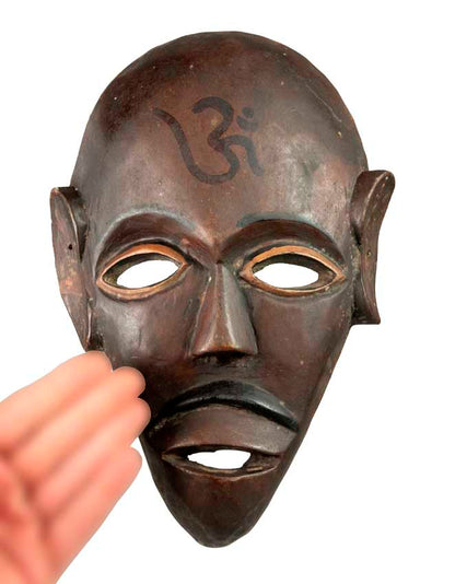 Masque Chamanique Tharu Népalais – Symbole Spirituel – Bois