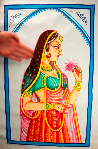Peinture Pichwai Moghole Indienne – Portrait Princesse Maharani