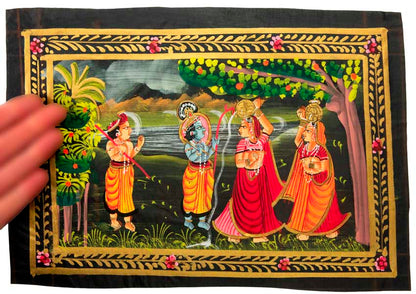 Peinture Pichwai Miniature Indienne – Radha Krishna et Gopis
