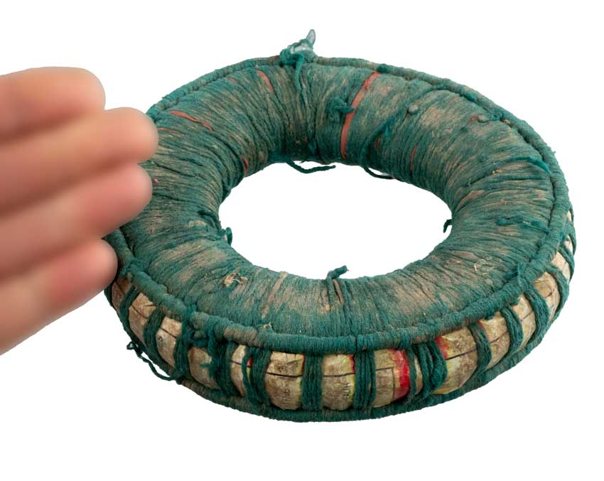Coussin pour bol tibétain chantant ancien Ø 15 cm – tradition et authenticité du Népal Newar