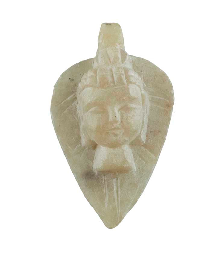 Statuette Bouddha sur feuille de Bodhi en stéatite – Symbole d’éveil et de sagesse de l’Inde
