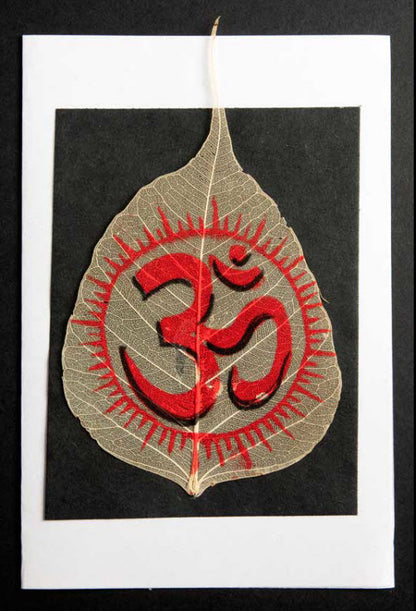 Carte Artisanale Om – Peinture Sur Feuille De Pipal