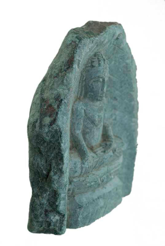 Statuette Bouddha en pierre – Sculpture spirituelle artisanale en saponite du Népal