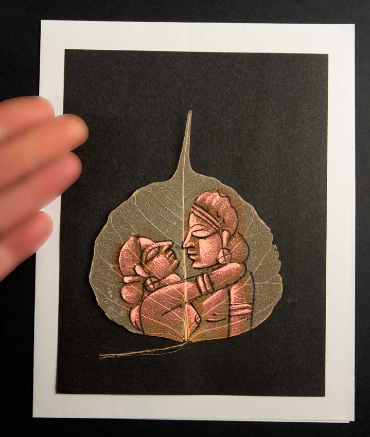 Carte Kamasutra Sur Feuille de Pipal – Peinture Artisanale Indienne