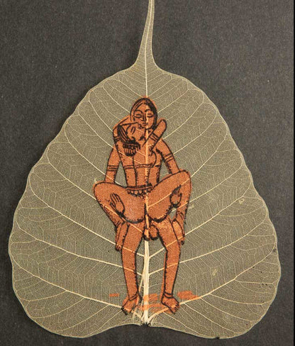 Carte Kamasutra Sur Feuille de Pipal – Peinture Artisanale Indienne
