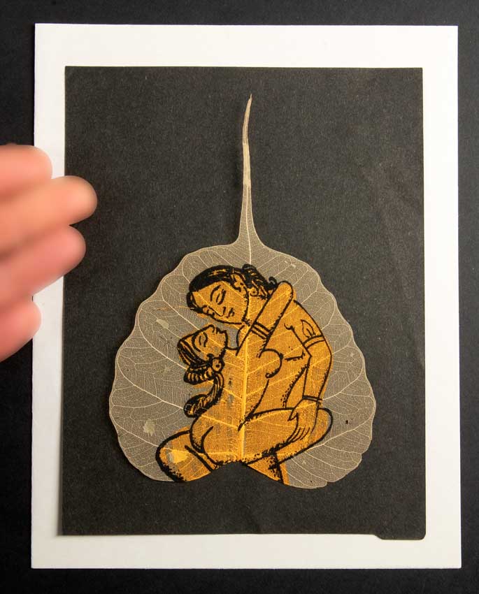 Carte Kamasutra Sur Feuille de Pipal – Peinture Artisanale Indienne