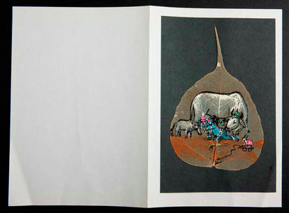 Carte Artisanale Peinture Sur Feuille De Pipal – Bébé Shiva Et Gao Mata