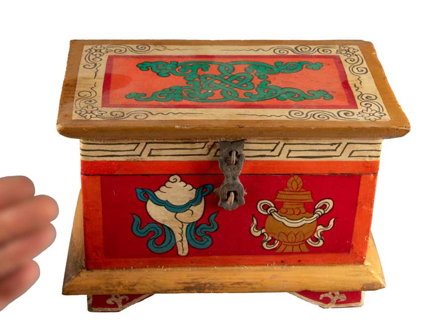 Boîte à bijoux en bois artisanale du Népal – coffret bouddhiste décor Conque, Lotus et Nœud infini