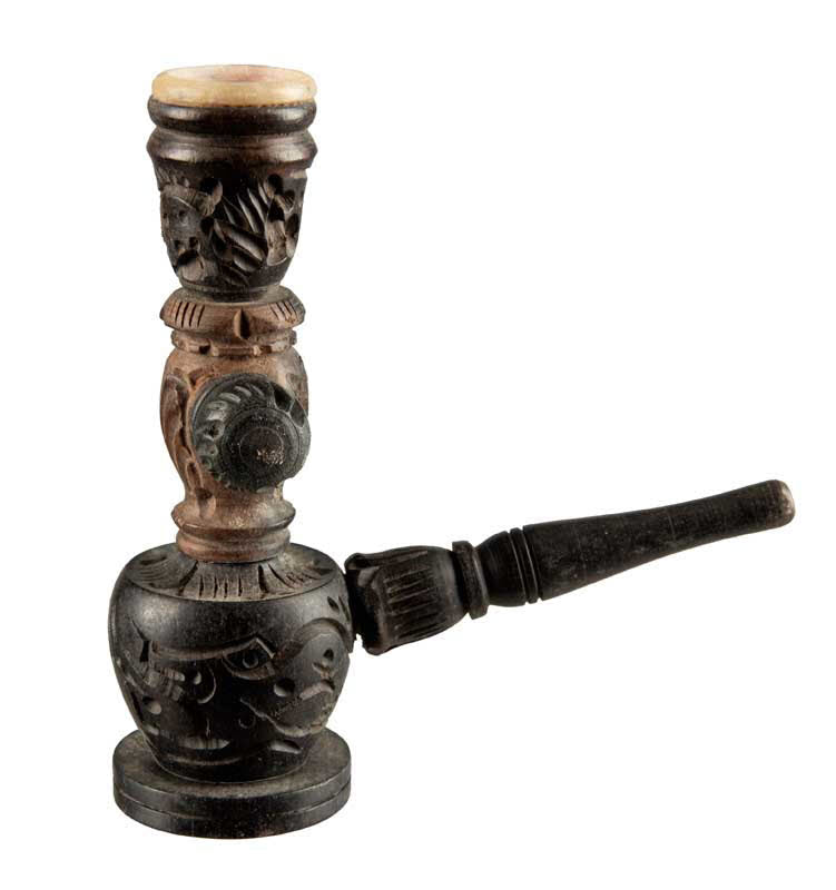 Pipe Indienne Ancienne En Bois Sculptée – Objet Ethnique Artisanal De Collection