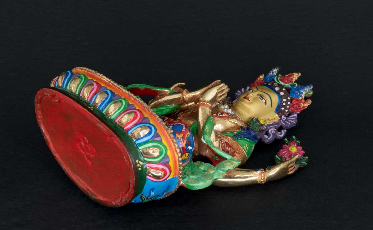Statue tibétaine de Chenrezig en bronze doré – Bodhisattva de la compassion, artisanat sacré de Patan