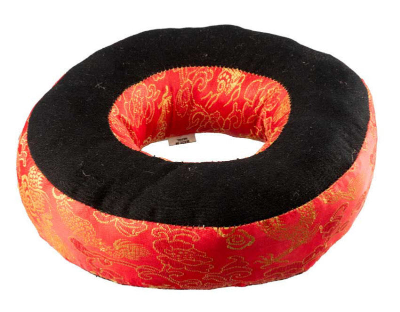 Coussin pour bol tibétain chantant Ø 21 cm – brocart rouge artisanal du Népal