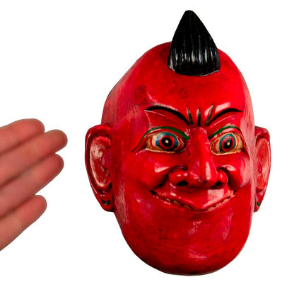 Masque Joker Rouge Danse Rituelle Bouddhiste – Décoration Murale Népalaise