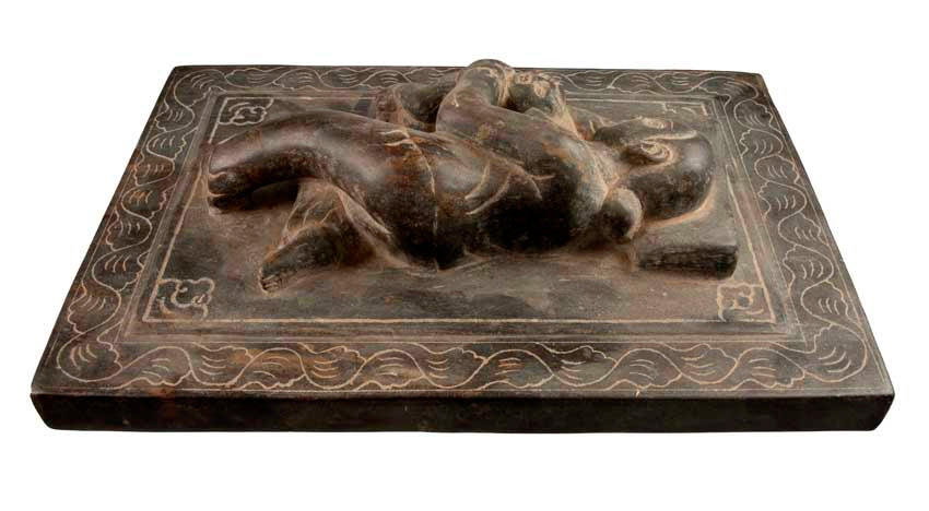 Poids Chinois en Pierre Sculptée – Maternité, Art Traditionnel Ming Qing