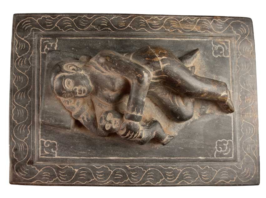 Poids Chinois en Pierre Sculptée – Maternité, Art Traditionnel Ming Qing